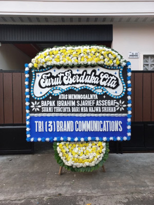 Papan Bunga Duka di Pudakpayung